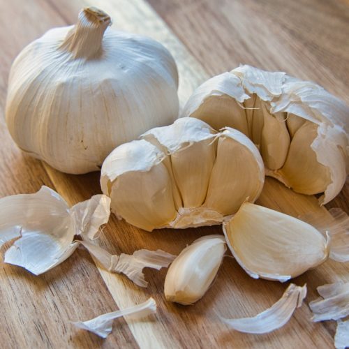 Fresh Garlic Cloves grown in Alabama by Wade Greens